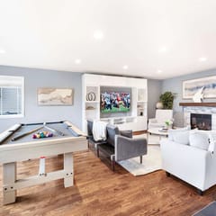 Stylish 3BR Home, EV Outlet, Near Light Rail