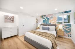 Modern 3BR Retreat w, City Views, 2 Living Spaces