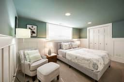 Seattle Luxury 3B2B Daylight Basement 13 min to DT