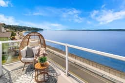 Water View Retreat w, Near Beach Park & City