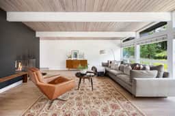 Modern Mercer Island 5BR/3BA Family Home w/ Deck - Image 2