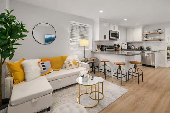 Brand New Designer's Modern, 1BR Home 1min to I-5 - Image 1