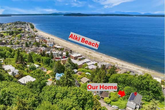 Luxury 6 BR Mansion w, Water Views & Walk to Beach - Image 1