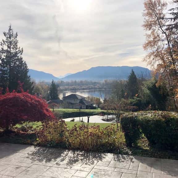 Elegant 4400sf Villa w/ Lk. & Mt. view | Sammamish - Image 1