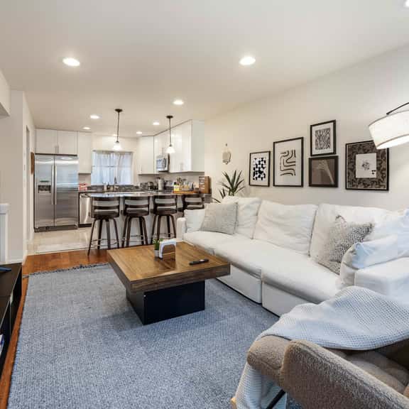 Green Lake 3BR Retreat, Rare Large Garage - Image 1