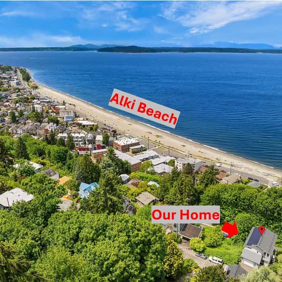 Luxury 6 BR Mansion w, Water Views & Walk to Beach - Image 1