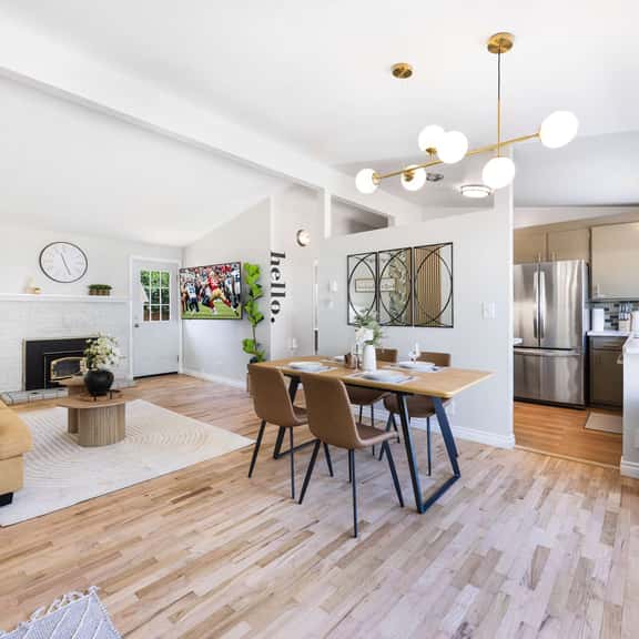 Modern Single-Level 2BR, Easy Access & Office - Image 1