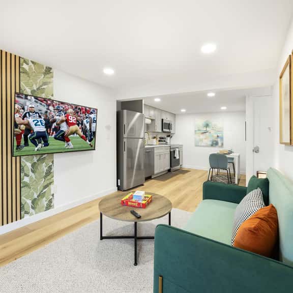 Remodeled 1BR Private Basement, 9 Min to Beach - Image 1