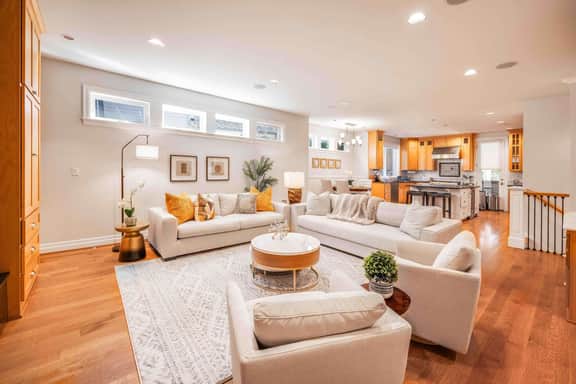 Grand Bellevue DT Villa 5,010 sqft, near BV Square