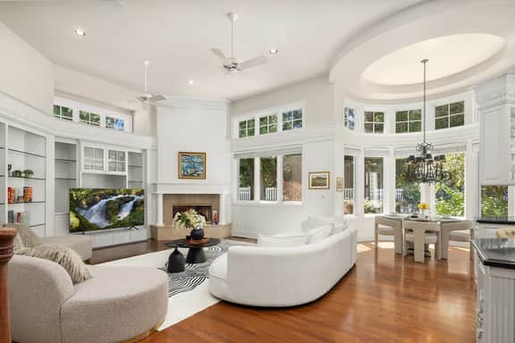 Medina Elegant 5BR Mansion, Lake Park & Bellevue DT