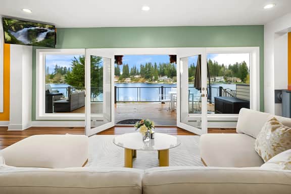 Serene Waterfront Escape w, Amazing View & Hot Tub