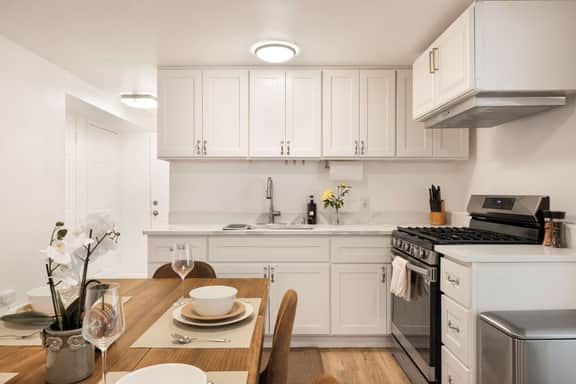Modern Bothell 980SF 2BR Near Woodinville Wineries - Image 4