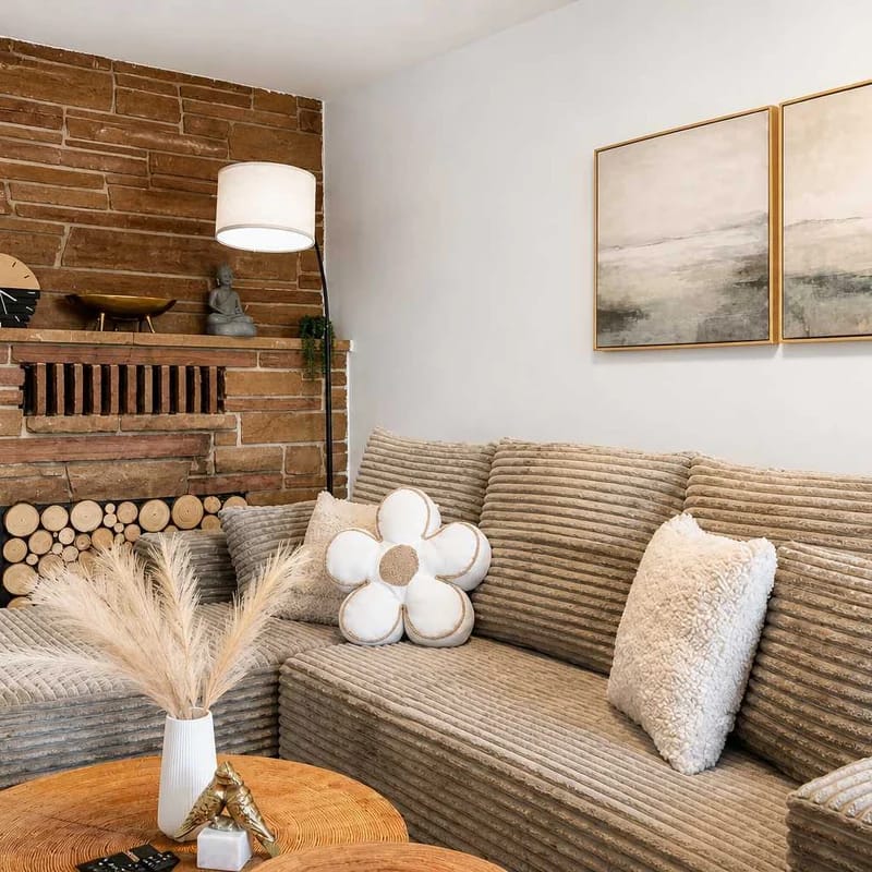 Modern 2BR • Private Deck • Near DT & Transit